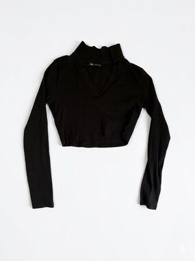 Zara Black Ribbed Long Sleeve Collard Crop Top